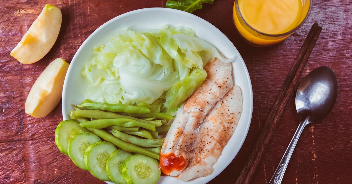 A Closer Look at the Military Diet: Promises, Pitfalls, and Expert Insights