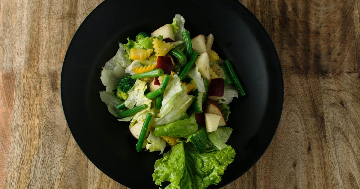 Navigating Very Low-Calorie Diets: A Short-Term Weight Loss Tool with Key Considerations